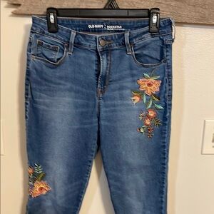 Old Navy Women's Blue Embroidered Jeans